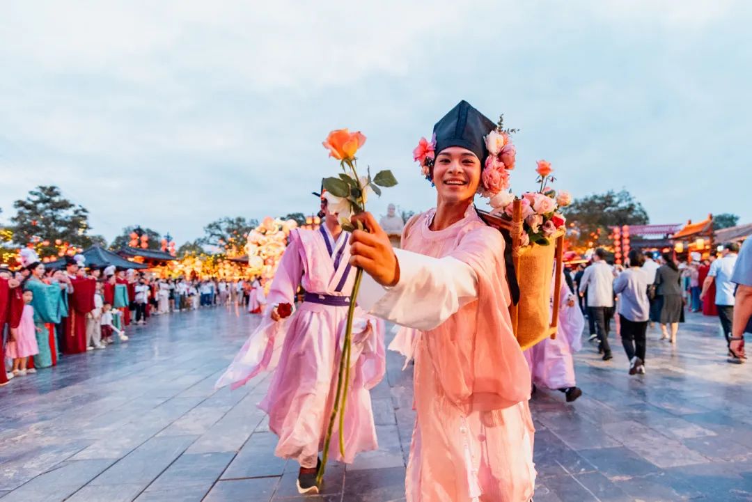 袁航-6.26 文旅晚会   01-01661.jpg