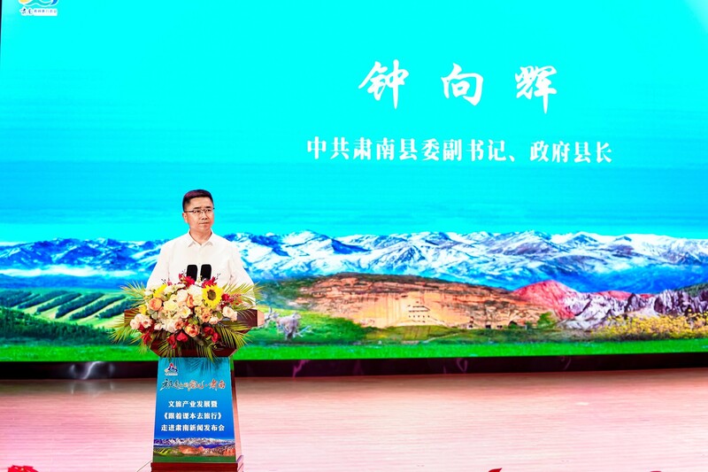 <span style='background-color: orange'>http</span>s://img2.danews.cc/upload/images/20250724/6688f1b5da7ee095327bc526c5295cd7.JPG