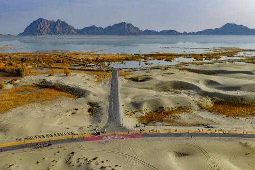 爽跑唐王城!2025图木舒克马拉松赛激情开跑!