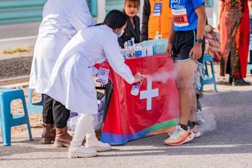 爽跑唐王城!2025图木舒克马拉松赛激情开跑!