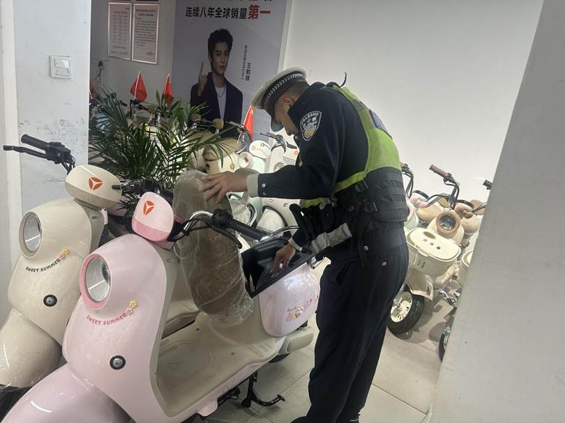 图示, 示意图&#10;&#10;中度可信度描述已自动生成:ver1