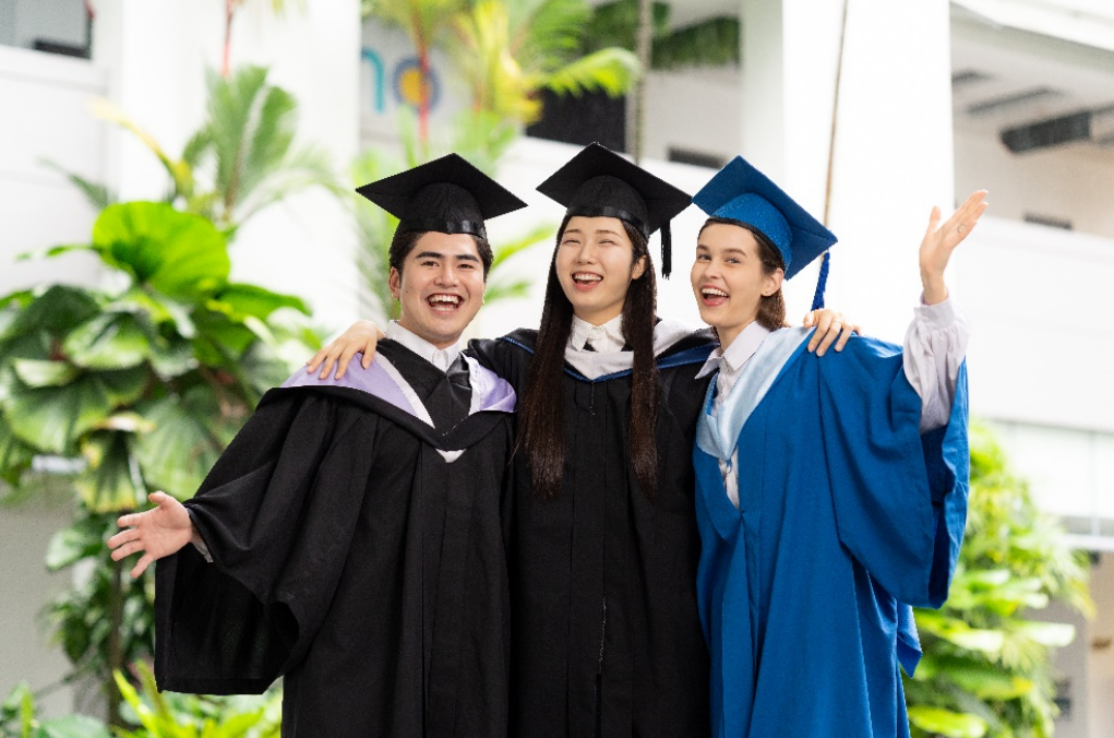 塑造全球思维，共创互联未来：新加坡管理学院在中新教育合作中的使命与实践