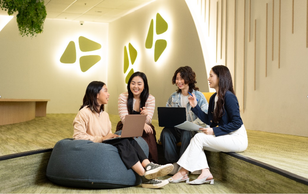 塑造全球思维，共创互联未来：新加坡管理学院在中新教育合作中的使命与实践