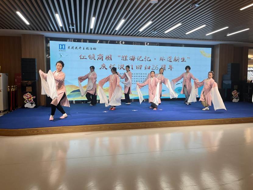 39b0c2b10ea42a888bbcd36ef631f04c