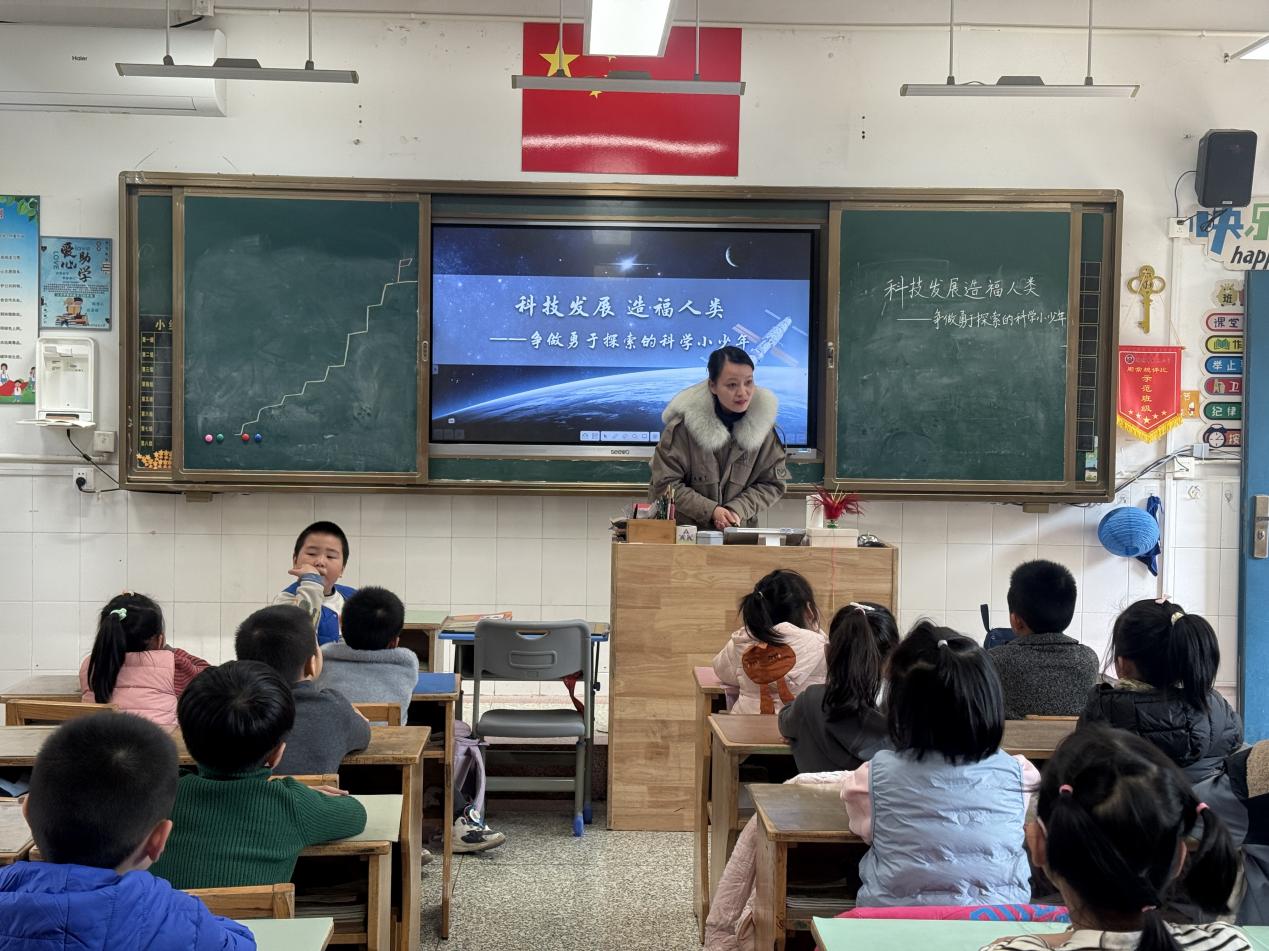 和平桥街道：茉莉花开携暖而行 文明实践沁心无声