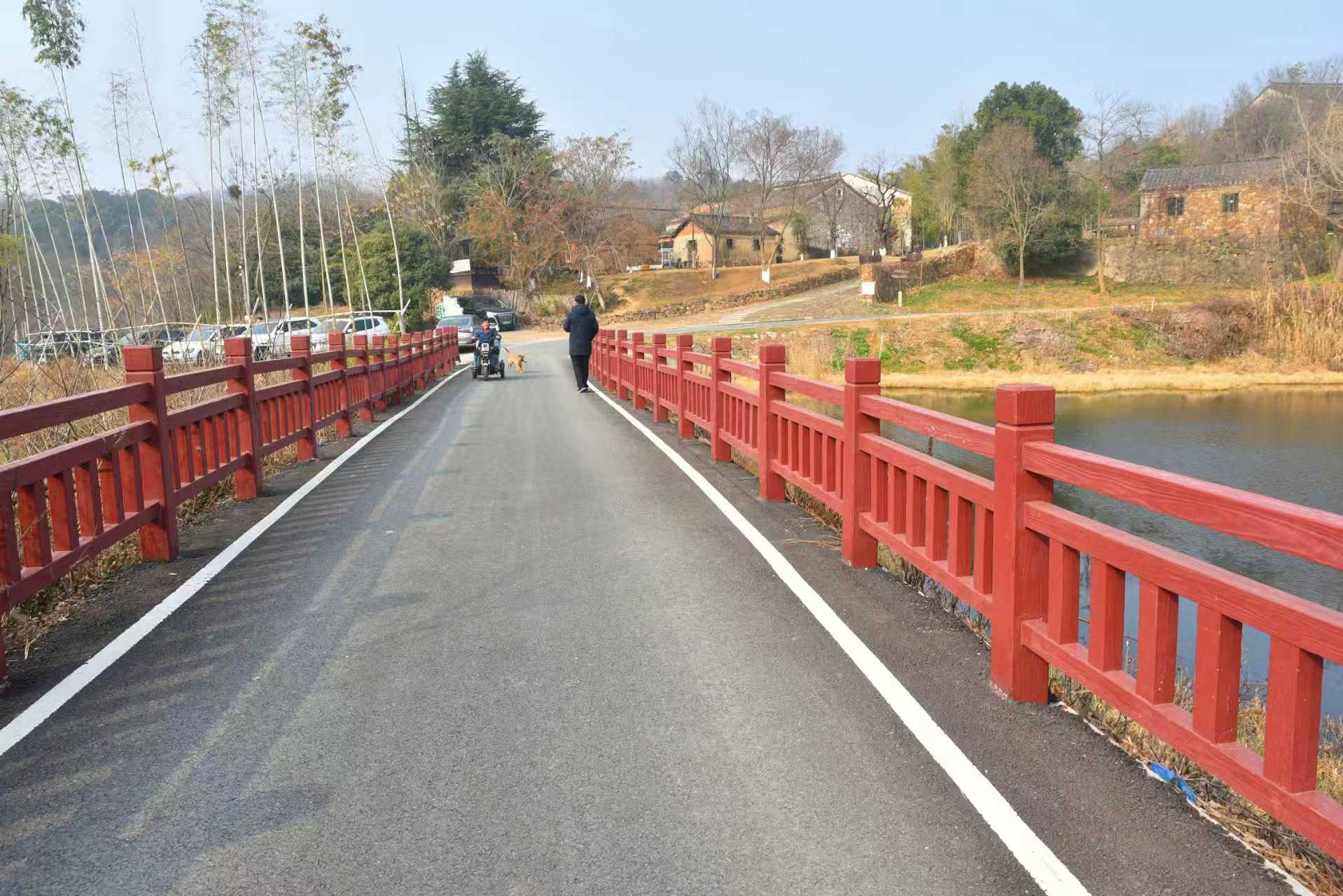 f0c0e734be8715515b4bb50c440329f8