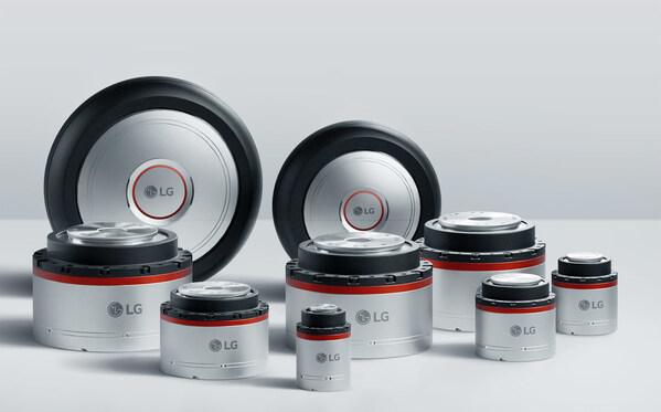 LG also introduces LG Actuator AXIUM™, a new brand of robotic actuators, which are among the most critical and cost-intensive components in robots, for service and robots.