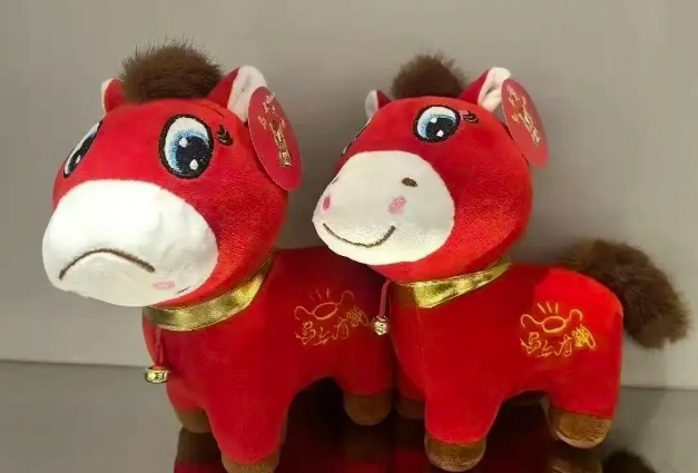 姿正腔媛｜“哭哭马”何以完胜“笑笑马”