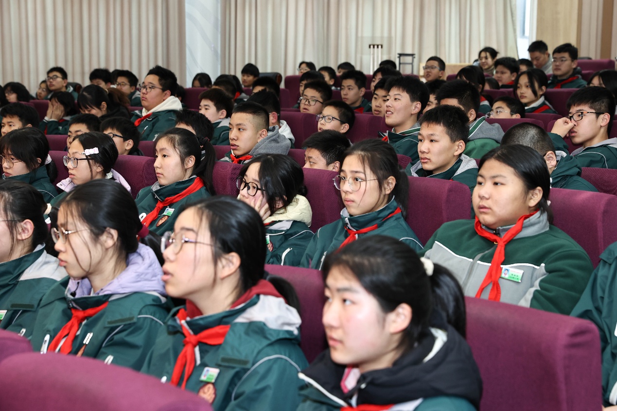 从地面到云端！交汇点共创周“未来工程师”科技讲堂为他们“起飞”