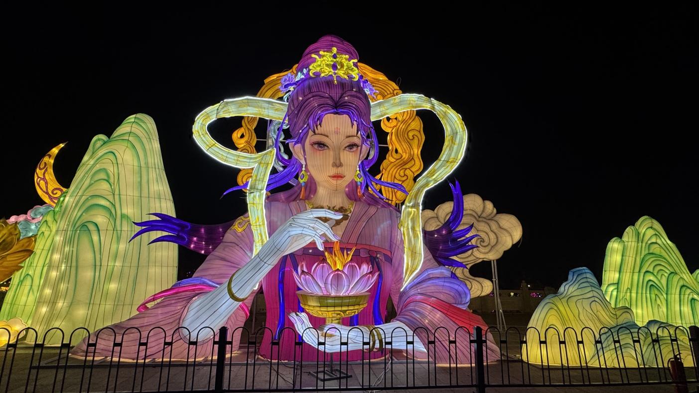 新春走基层｜这场蟠桃灯会不只“看灯”