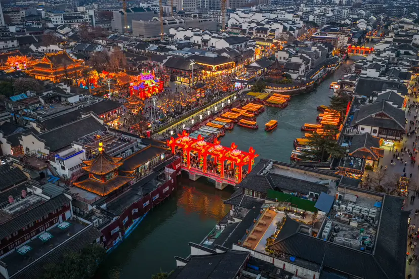 “守”与“变”，夫子庙编织最地道年味