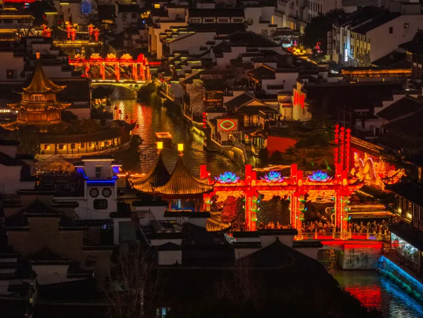 “守”与“变”，夫子庙编织最地道年味