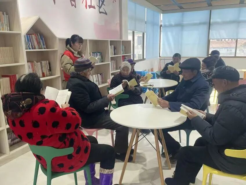 西亭镇开展《全民阅读促进条例》学宣贯系列活动