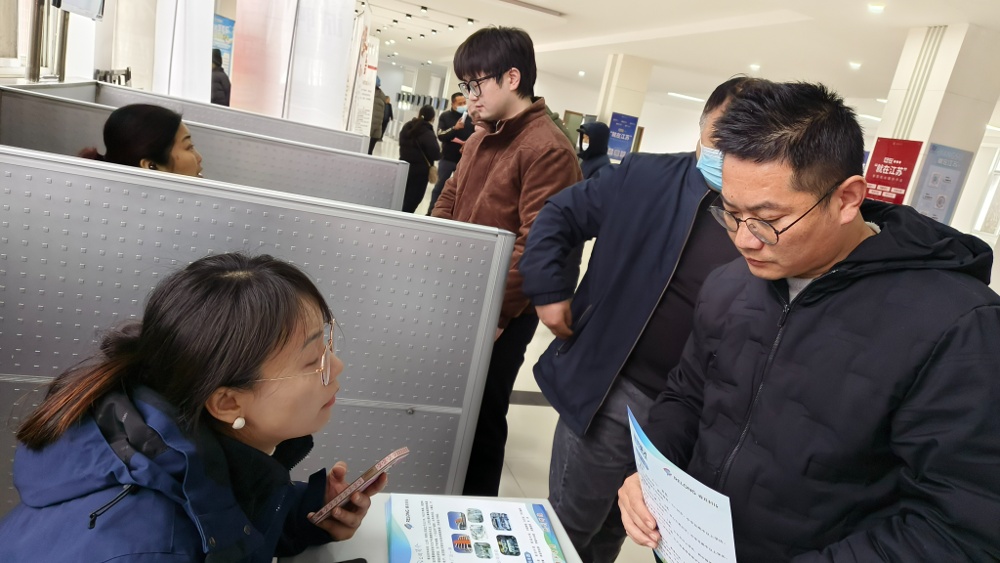 洪泽：春风送岗暖人心 精准服务促就业