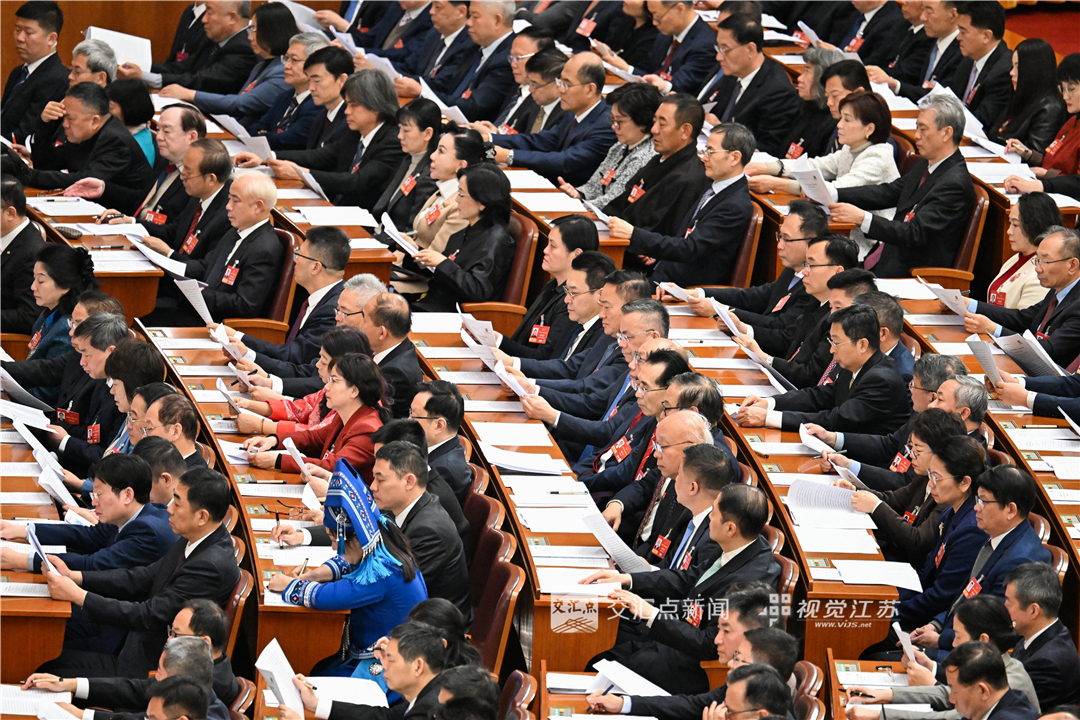 3月4日下午，全国政协十四届四次会议在北京人民大会堂举行开幕会。
新华日报·交汇点记者 邵丹 摄