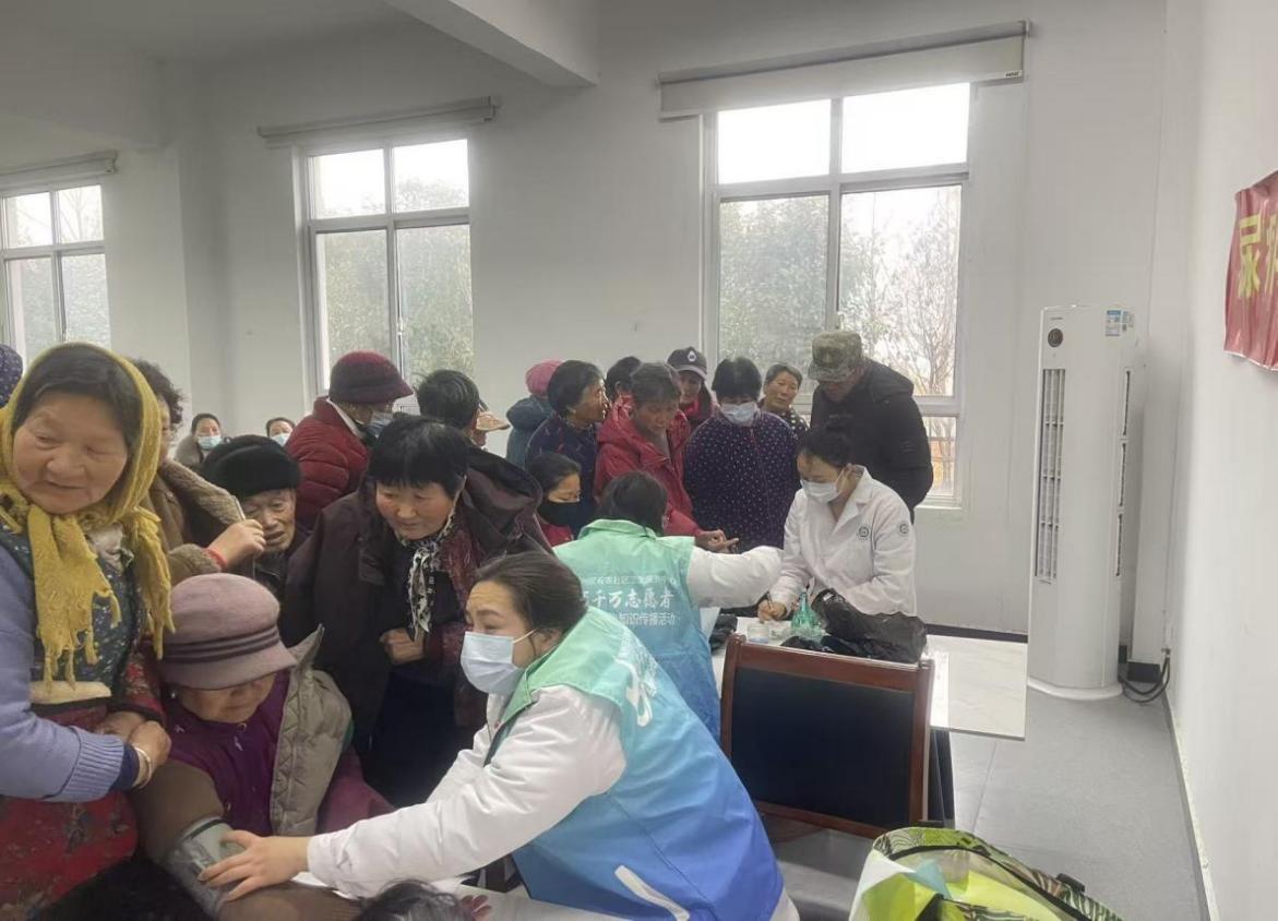 传承雷锋精神 践行文明实践