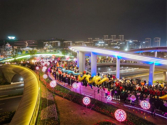 丙午“骑”遇记｜2026北仑区元宵欢喜游园会璀璨绽放