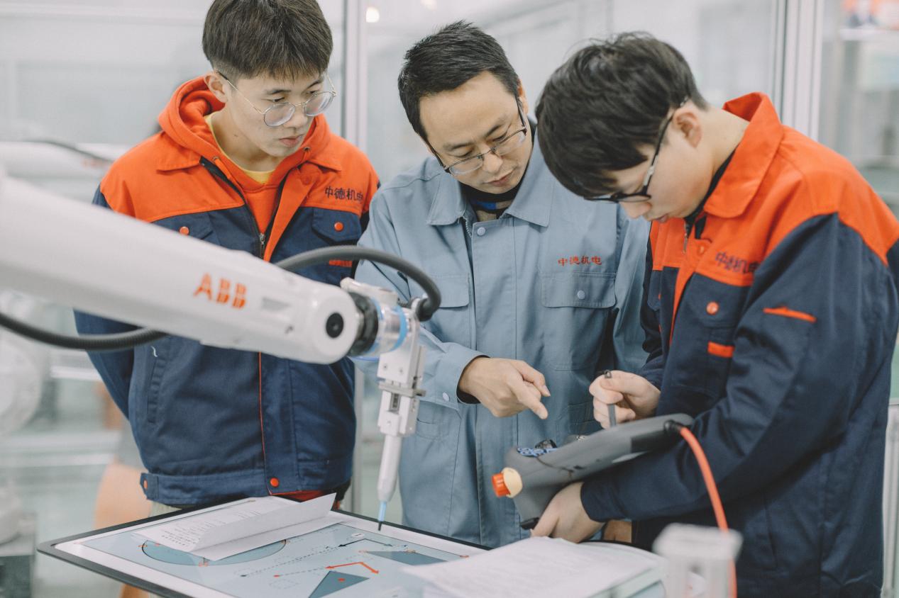 无锡科技职业学院：数控专业现场工程师教改班开班 培育智能制造一线技术技能人才