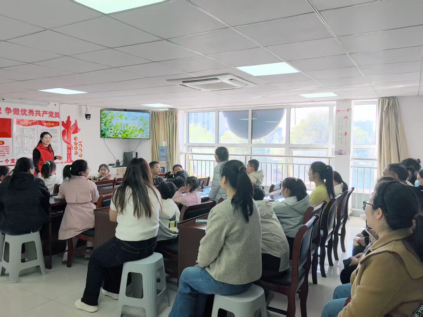 东海经开区：清明追思心意浓，文明新风润富华