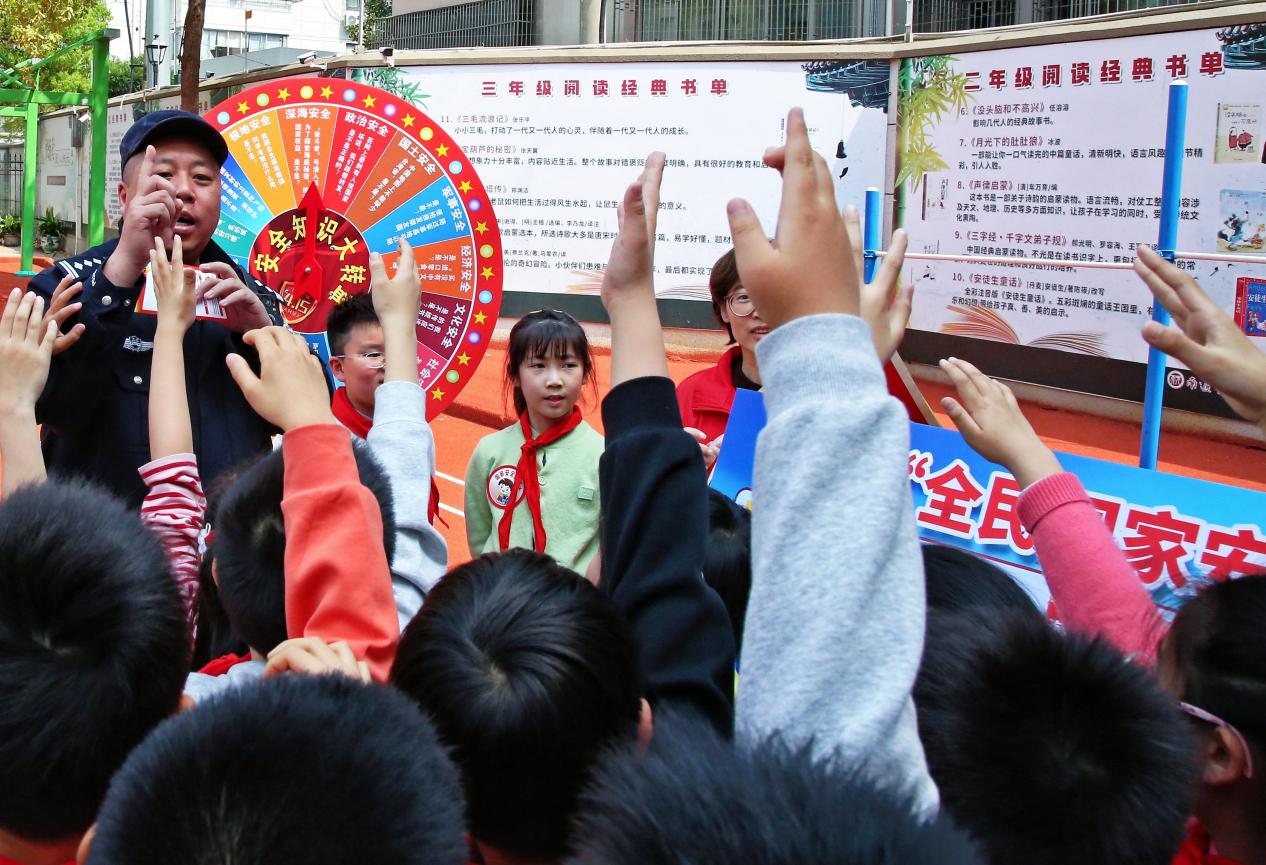 和平桥街道：深耕“读城”书香文脉 多措并举共育少年新风