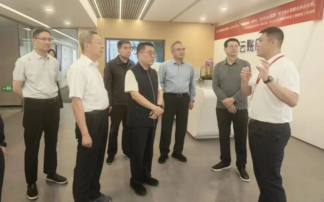 省政协委员工作委员会就加快发展生产性服务业赴天津学习调研