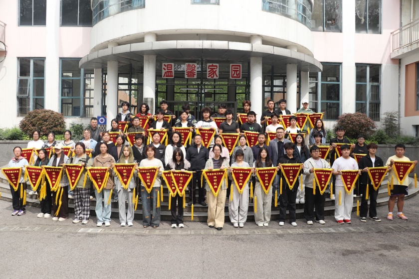 网格“微治理” 释放育人“大能量”