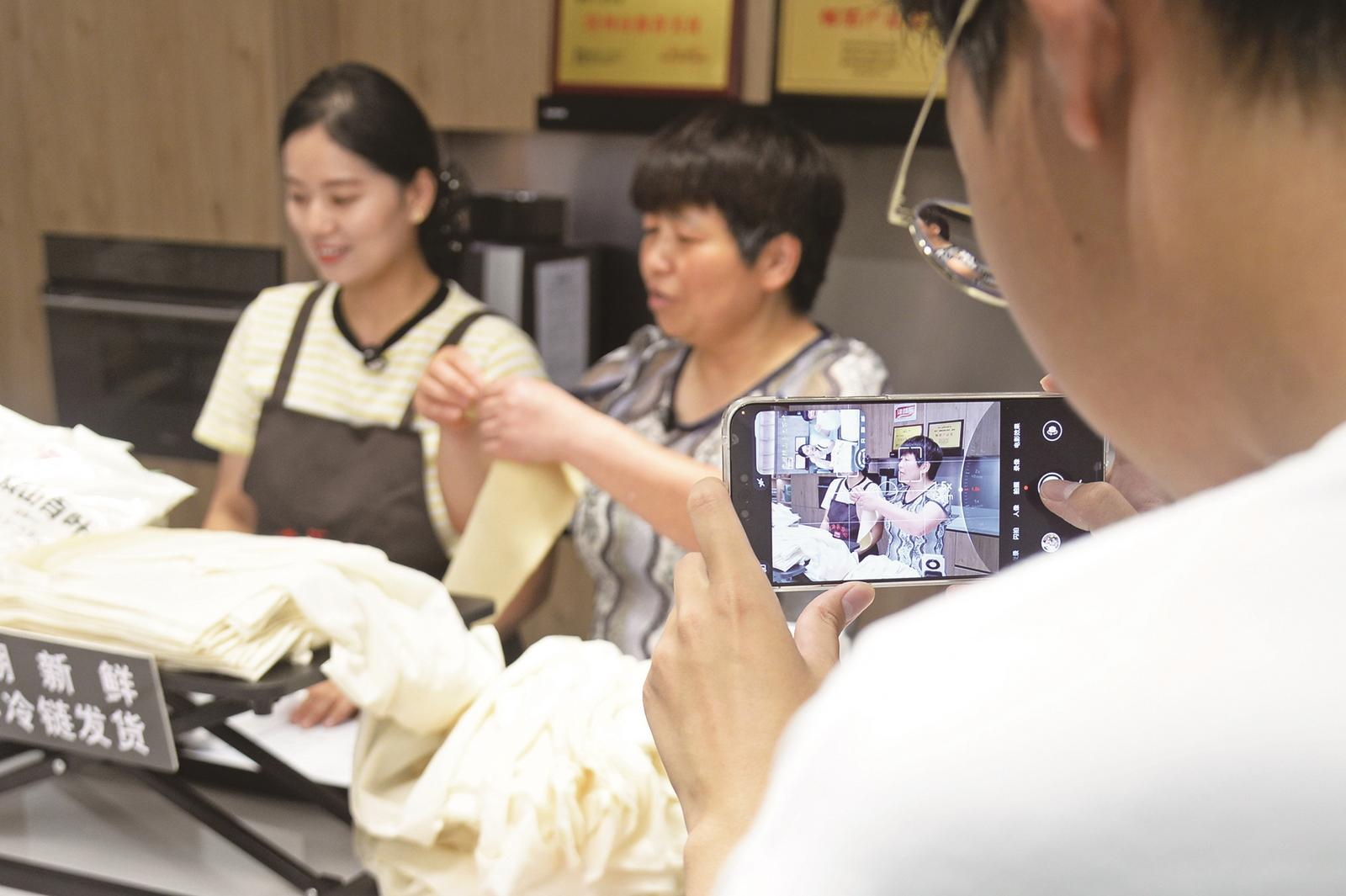 常州经开区：“7天陪跑” 助力传统企业小屏转型