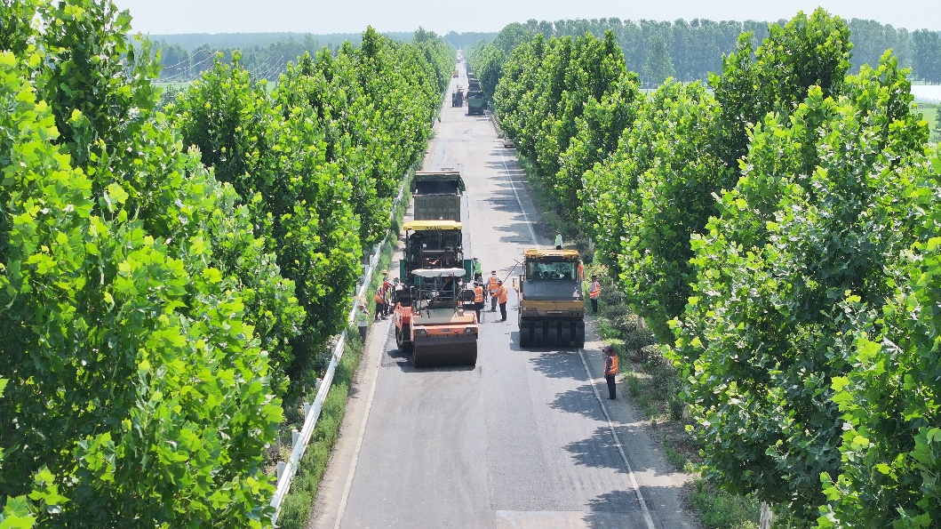 东海：精修提质县道路网 铺就富民振兴坦途