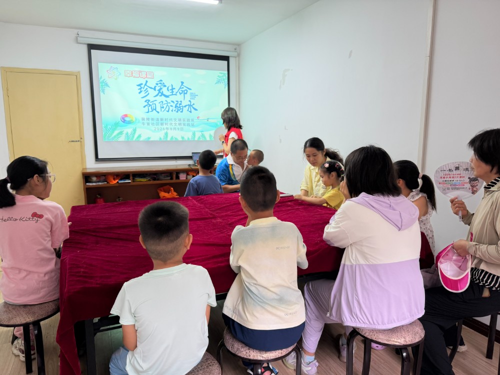 科普赋能成长 巧手玩转机械｜秣陵街道牛首社区开展手摇机械蝴蝶DIY科技科普课堂