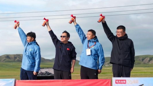 畅跑青海湖·拥抱第一缕阳光 2026刚察生态欢乐跑活力启幕