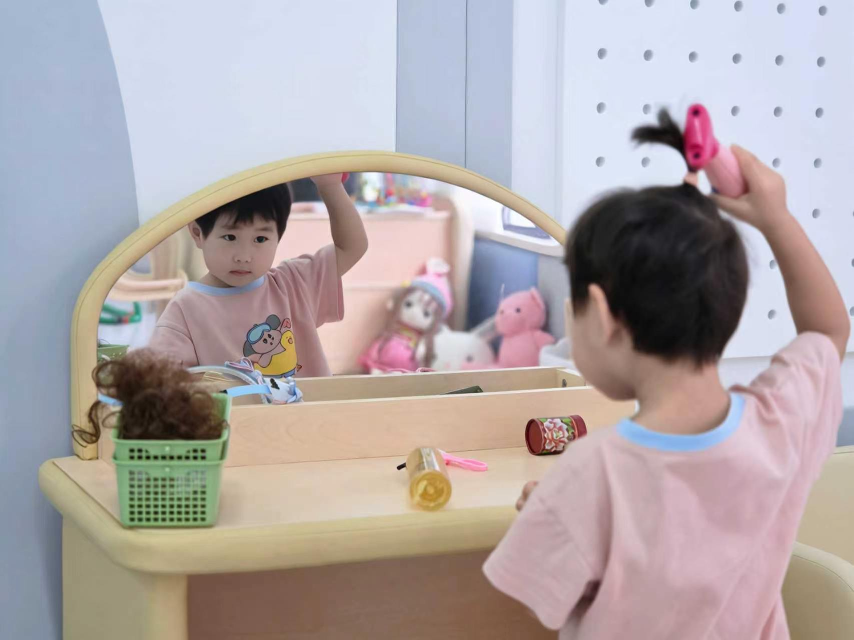 小小脚步，大大世界——新安中心幼儿园积极探索“托幼一体化”服务新模式