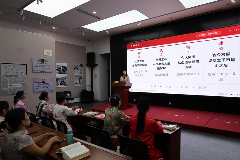 校地深度融合赋能基层治理:无锡城市职业技术学院与惠山区探索社区教育共建新范式